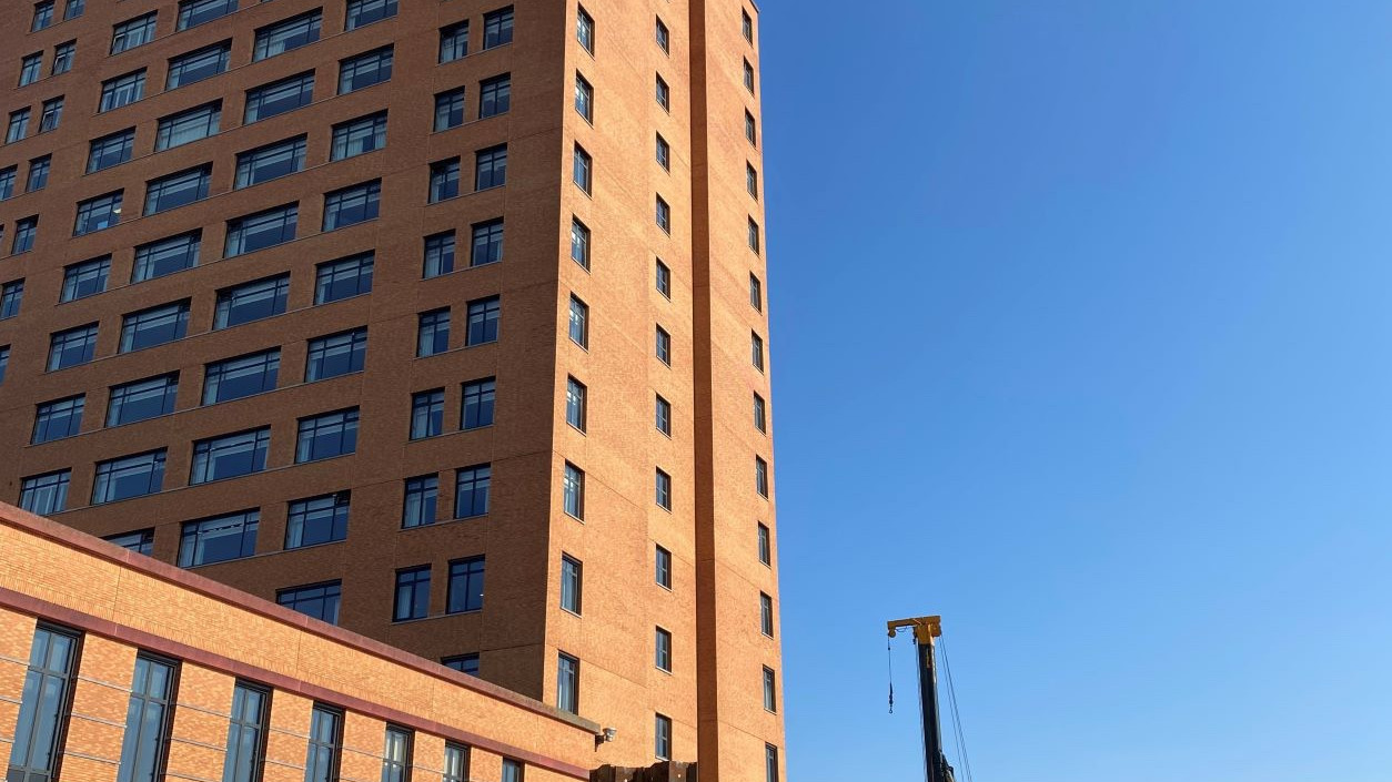 Houten-Van-der-Valk-hotel-damwand.jpg Utrecht