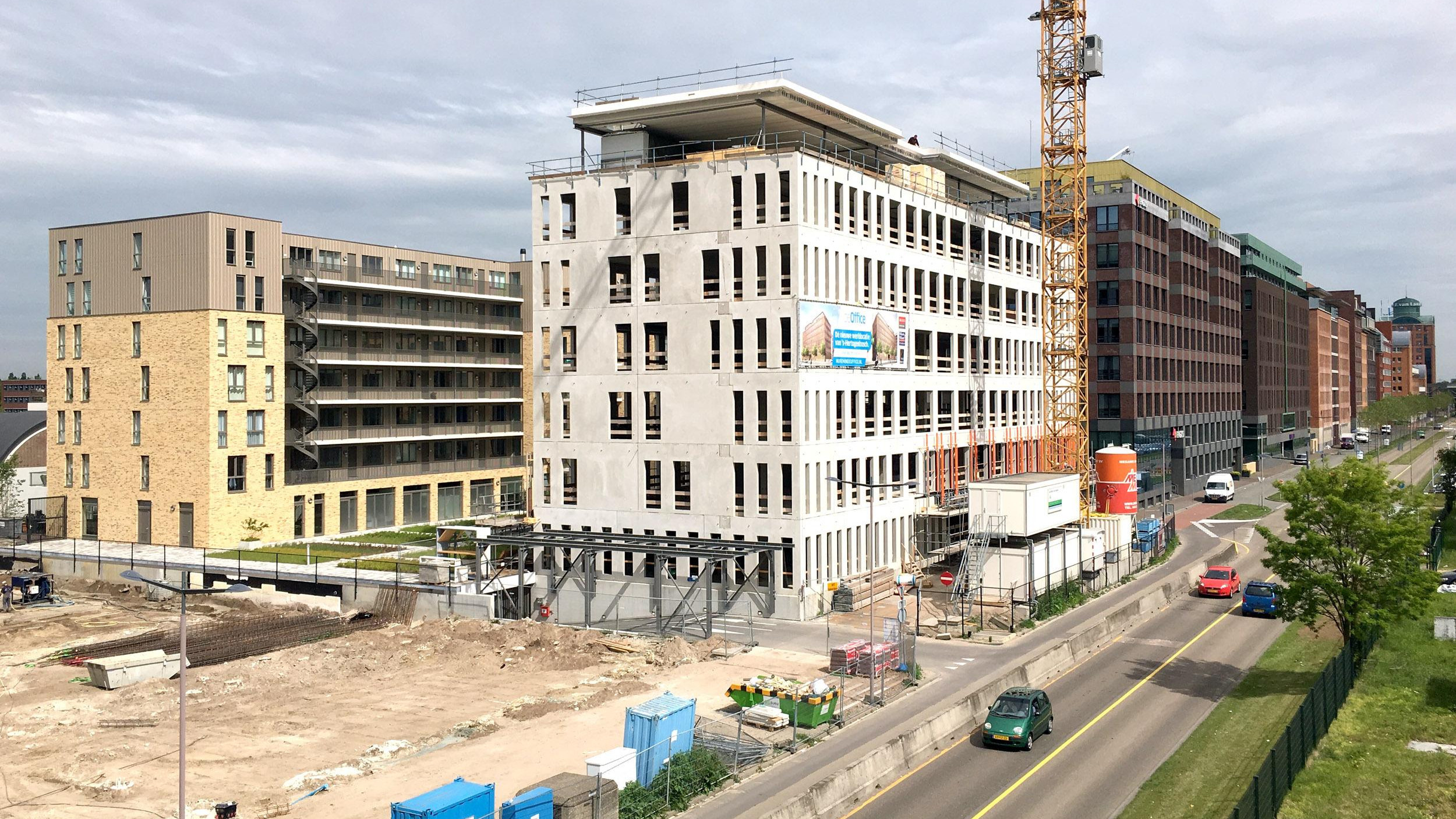 Paleiskwartier - De Office - s-Hertogenbosch - prefab casco gereed.jpeg 's-Hertogenbosch