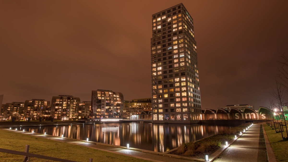 Paleiskwartier - Jheronimus - s-Hertogenbosch - bij nacht.jpg 's-Hertogenbosch
