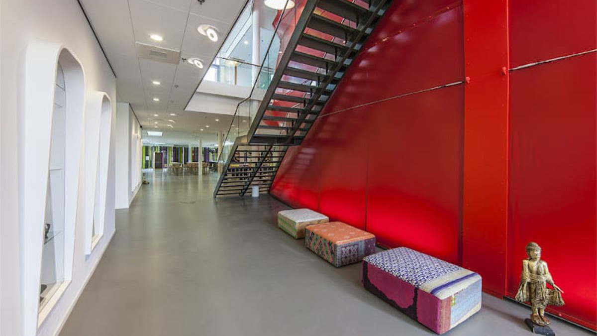 Park-2020---Fox-Vakanties---Hoofddorp---interieur-trap.jpg Hoofddorp