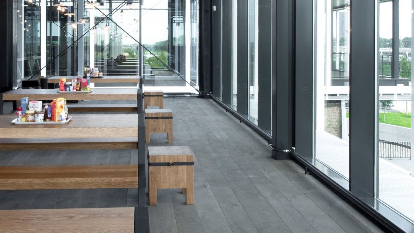 Scotch-&-Soda-Hoofddorp---interieur.jpg Hoofddorp